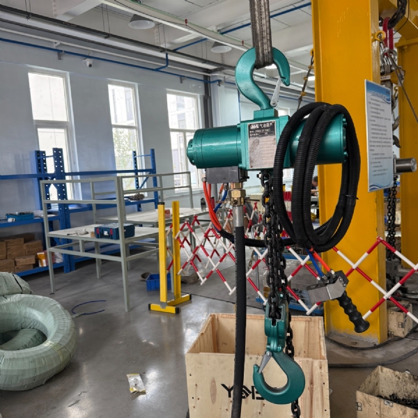 5噸鏈條長度可定氣動葫蘆 HQ5密閉包裝風(fēng)動葫蘆 防爆起重